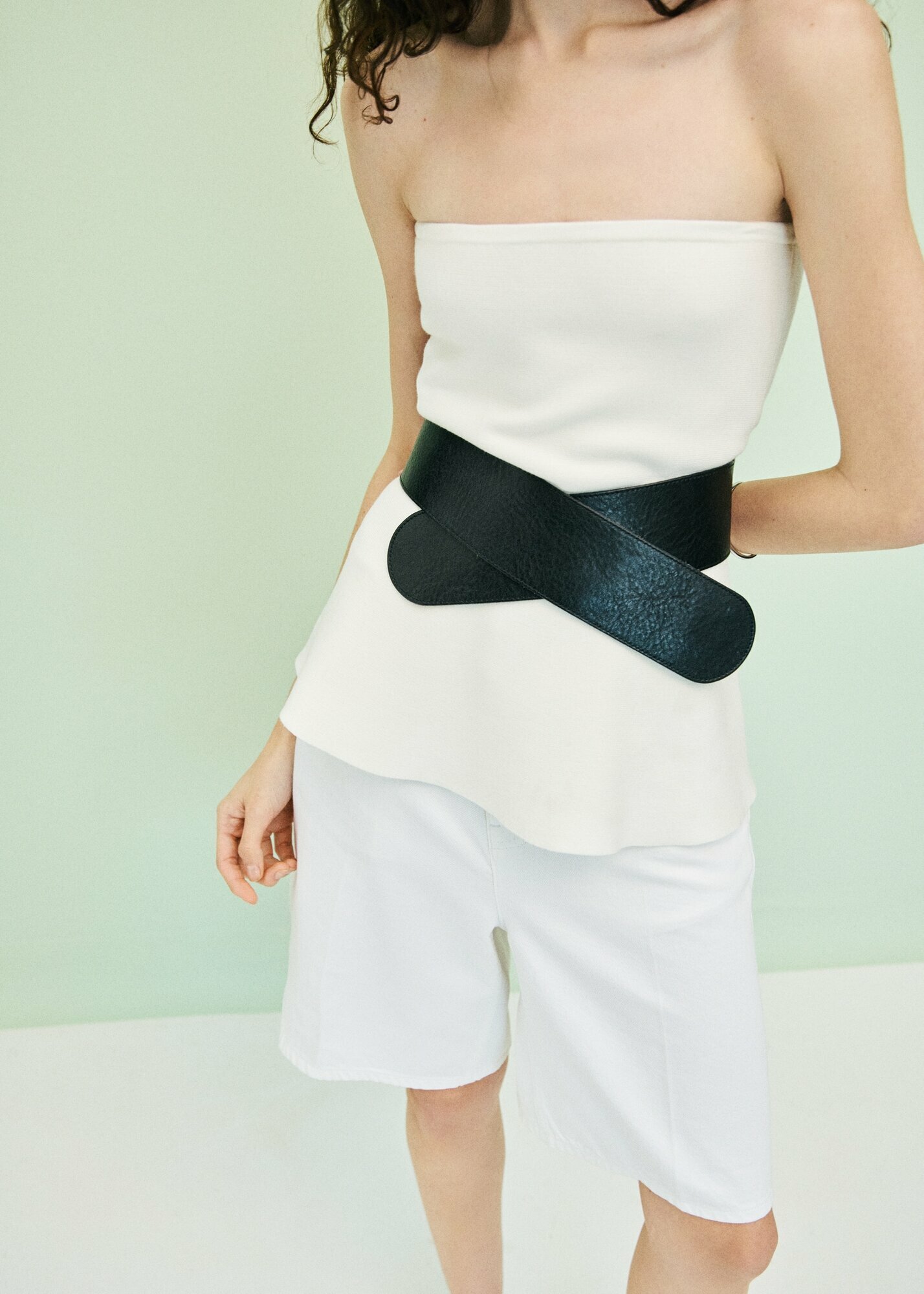 Бермуды MANGO, размер 42 EU, белый, — фото 1