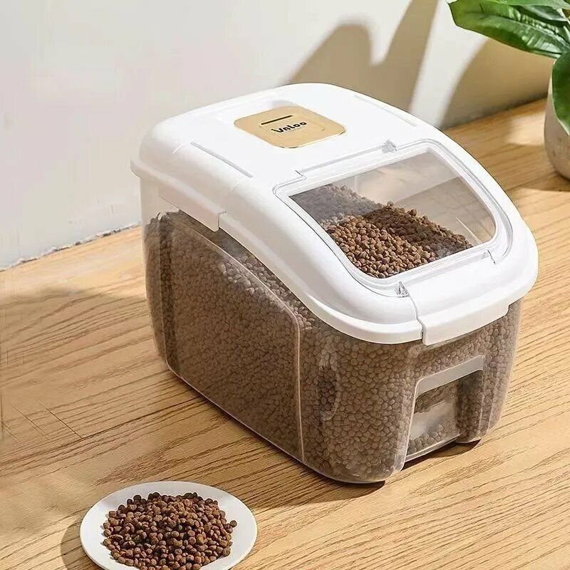 Контейнер для корма для домашних животных20-литровый (oколо 10 кг)белый контейнер для корма домашних животных - большая емкость для хранения доступная в магазине "магазин твоего друга"