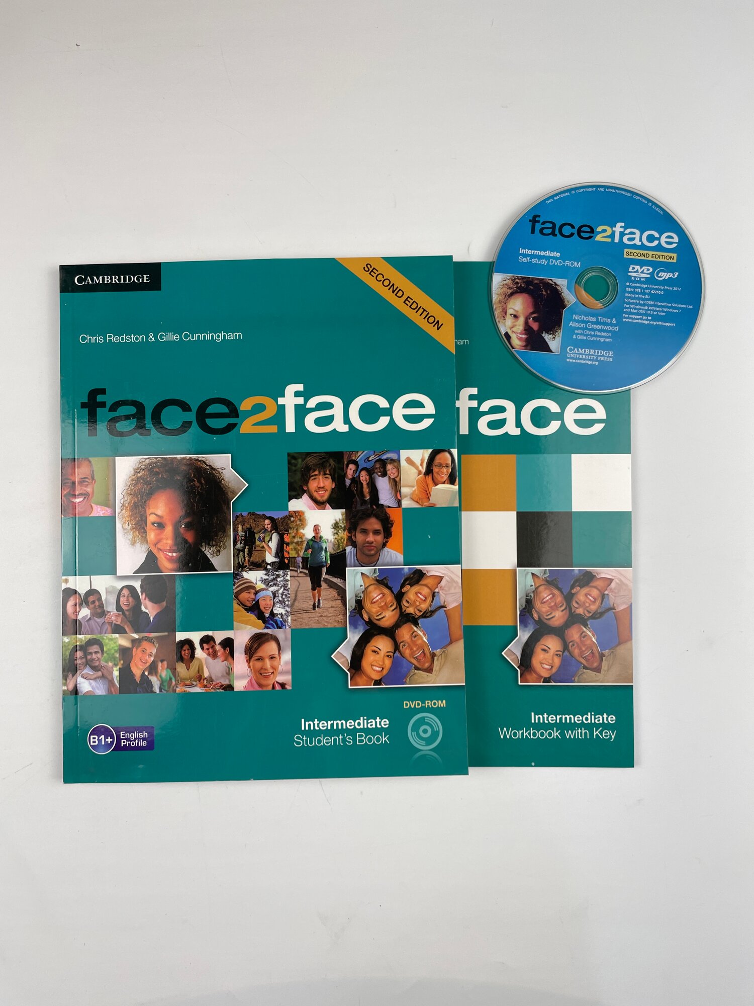 Face2face Intermediate Students Book with DVD + Workbook (2nd Edition)