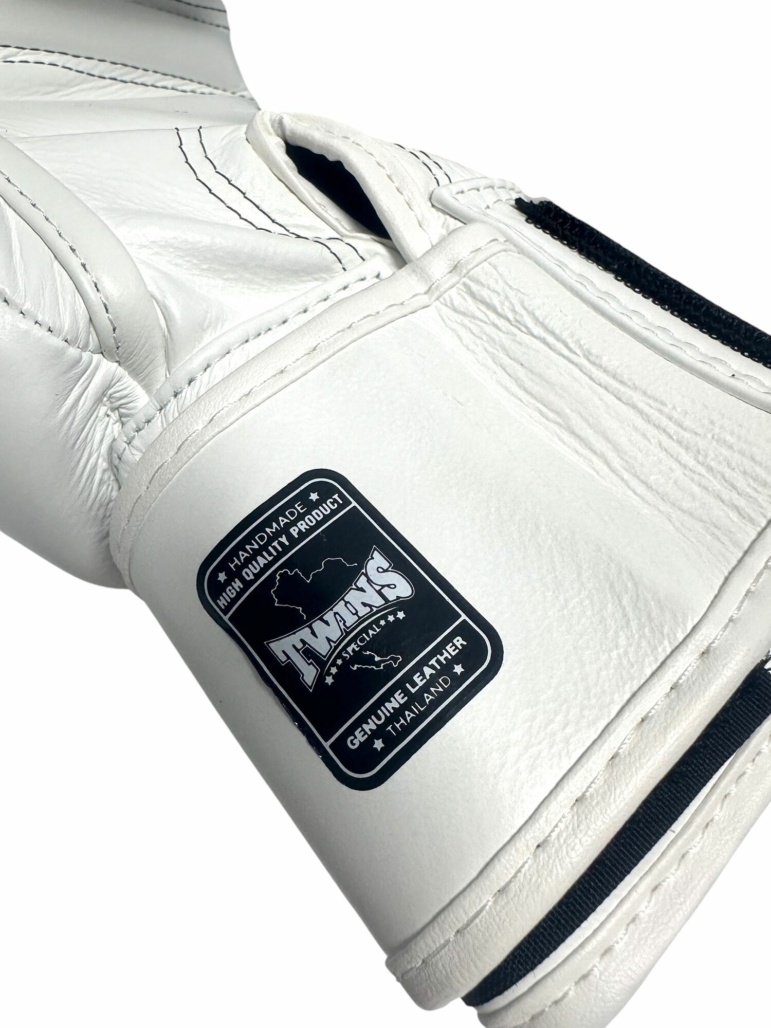 Боксерские перчатки Twins Special BGVL3 14 унций — фото 1