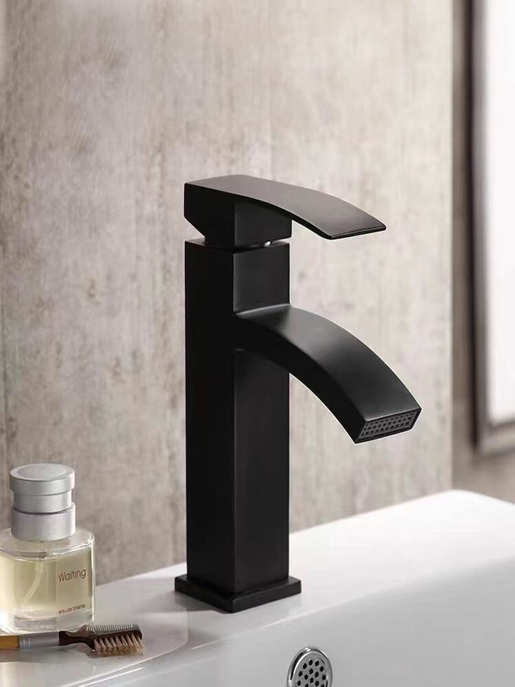 Элегантный смеситель 