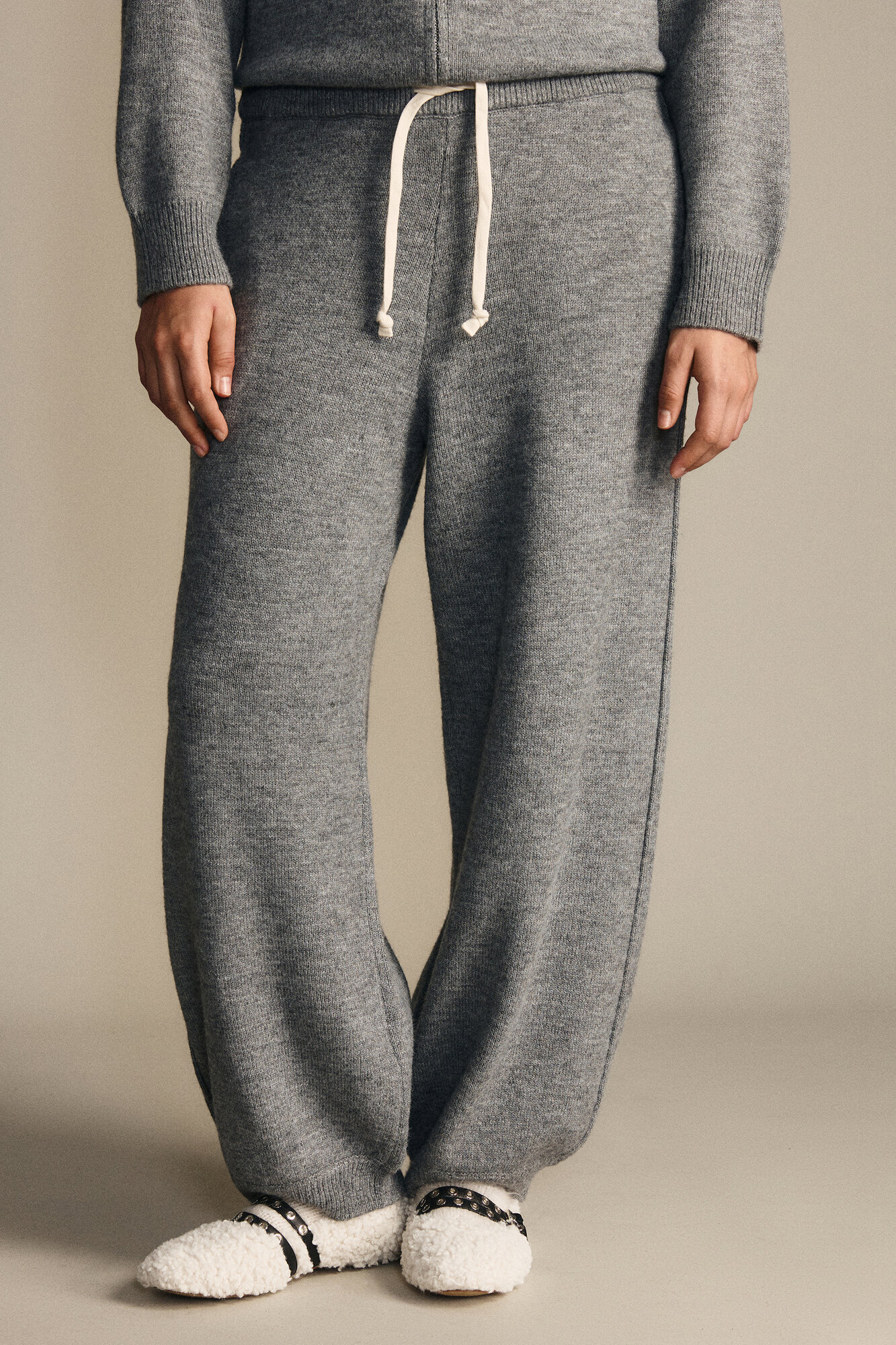 Брюки джоггеры Befree Plus Size, размер XL/170, серый меланж — фото 1