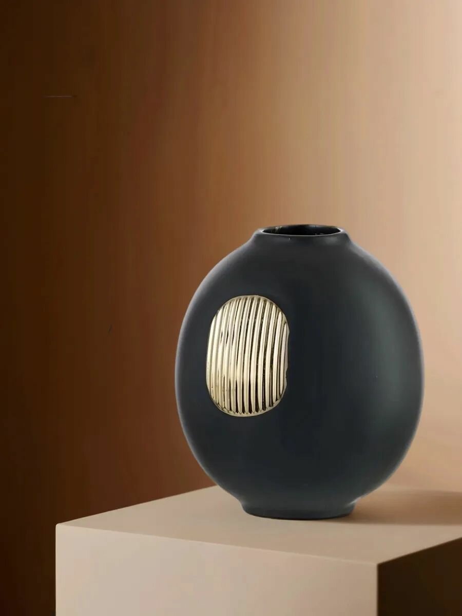 Ваза керамическая, 30*18*18см, настольная, цвет черный с золотым — фото 1