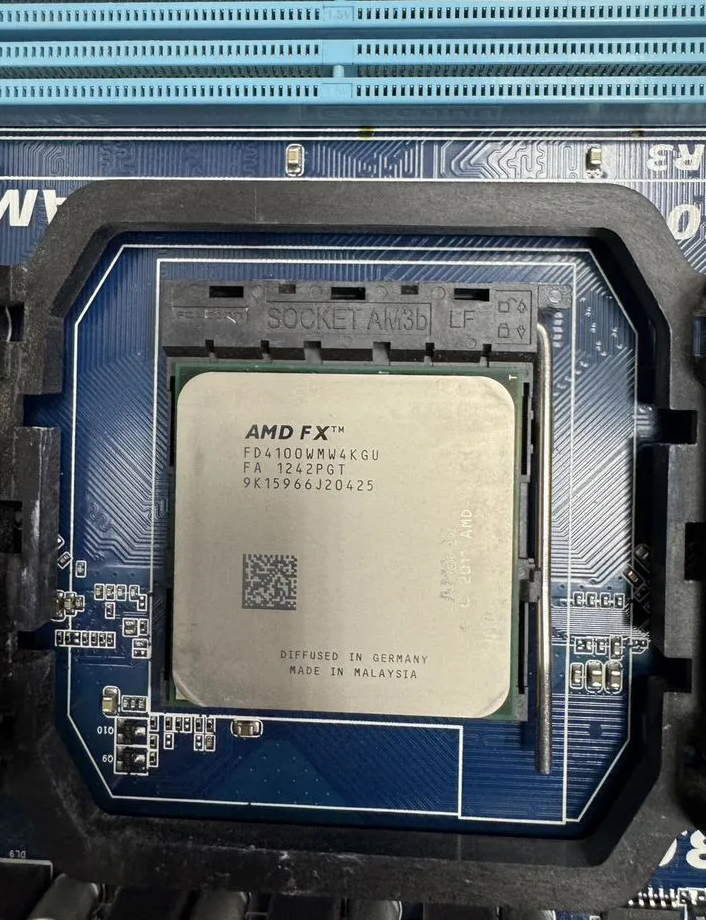 Процессор AMD FX-4100 3.6 ГГц, 4 ядра, сокет AM3+ , 95 Вт, OEM