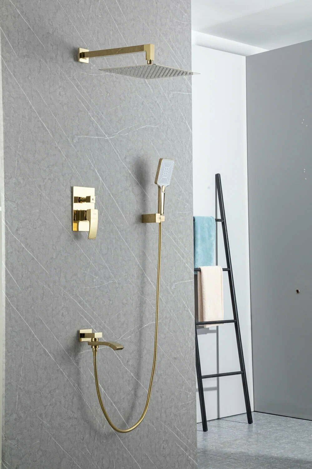 Душевая система скрытого монтажа Gappo G7107-3 латунь, цвет глянцевое золото