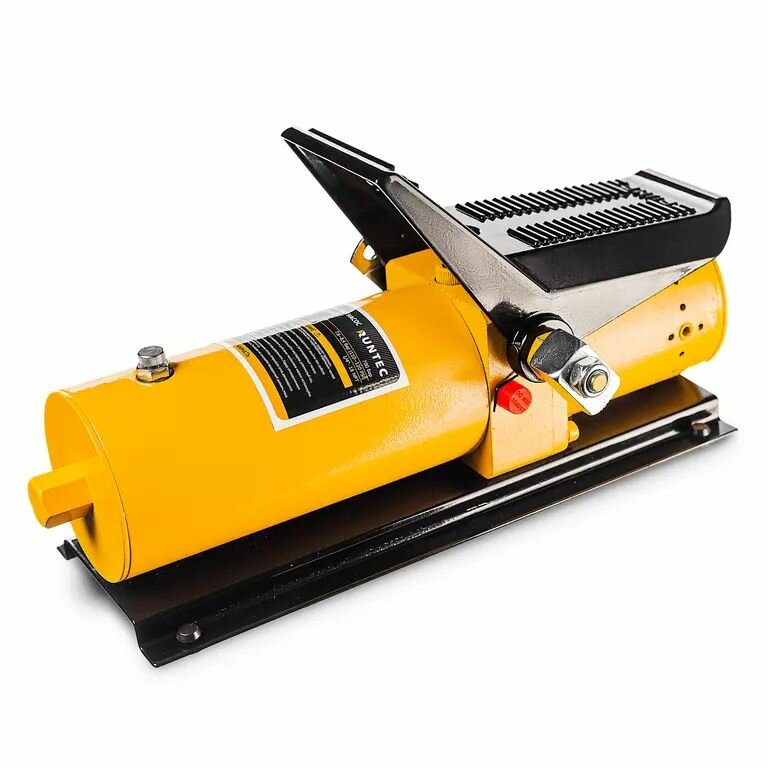 Насос пневмогидравлический с ножным управлением 0.69 л RUNTEC RT-HP690