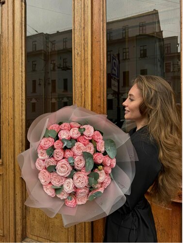 Изображение товара Цветы живые букет из 35 розовых пионовидных роз Флеш Бомбастик