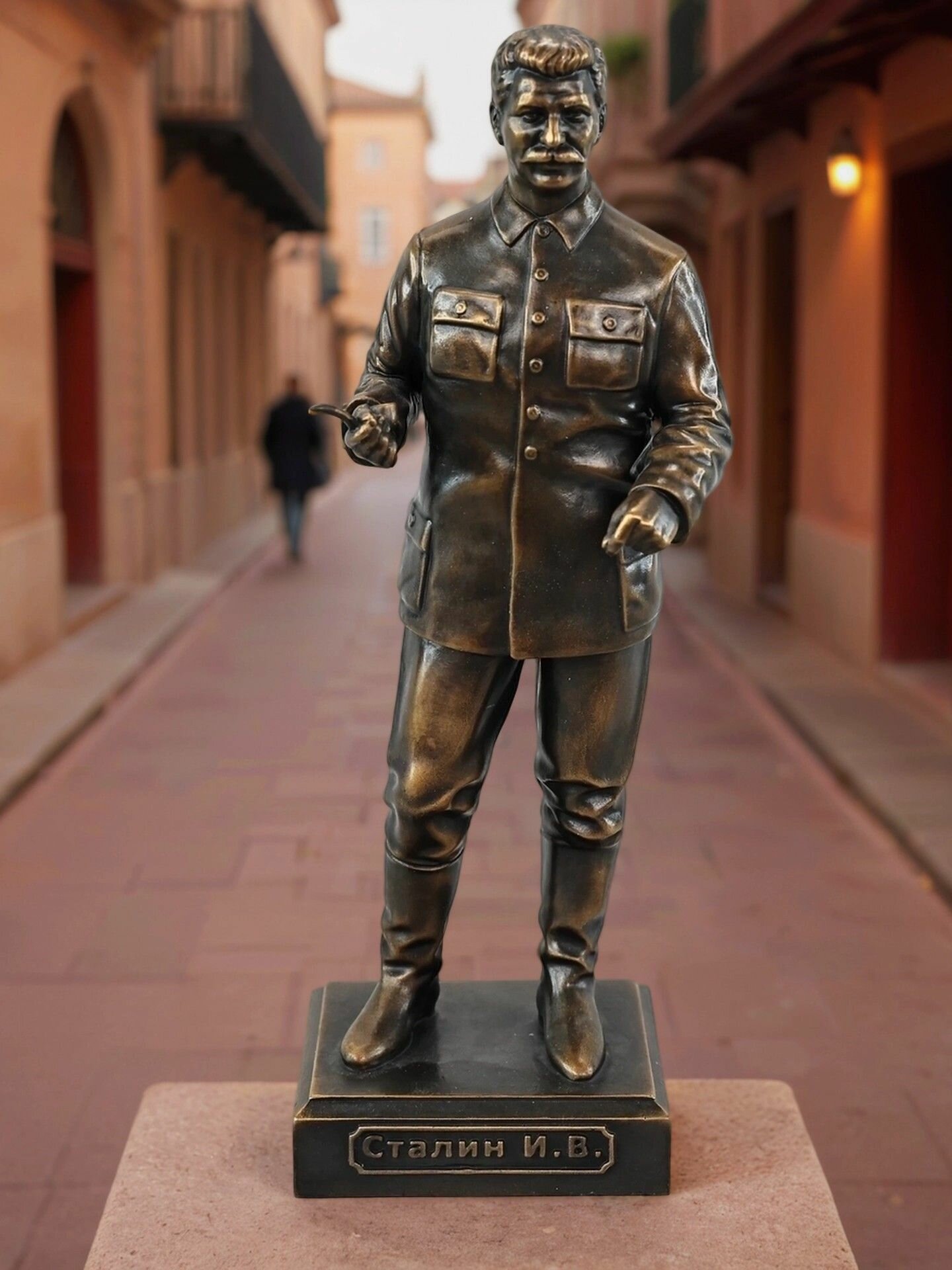 Статуэтка Сталин Иосиф Виссарилнлвич, 20 см, бронза литье, вес 2,5кг
