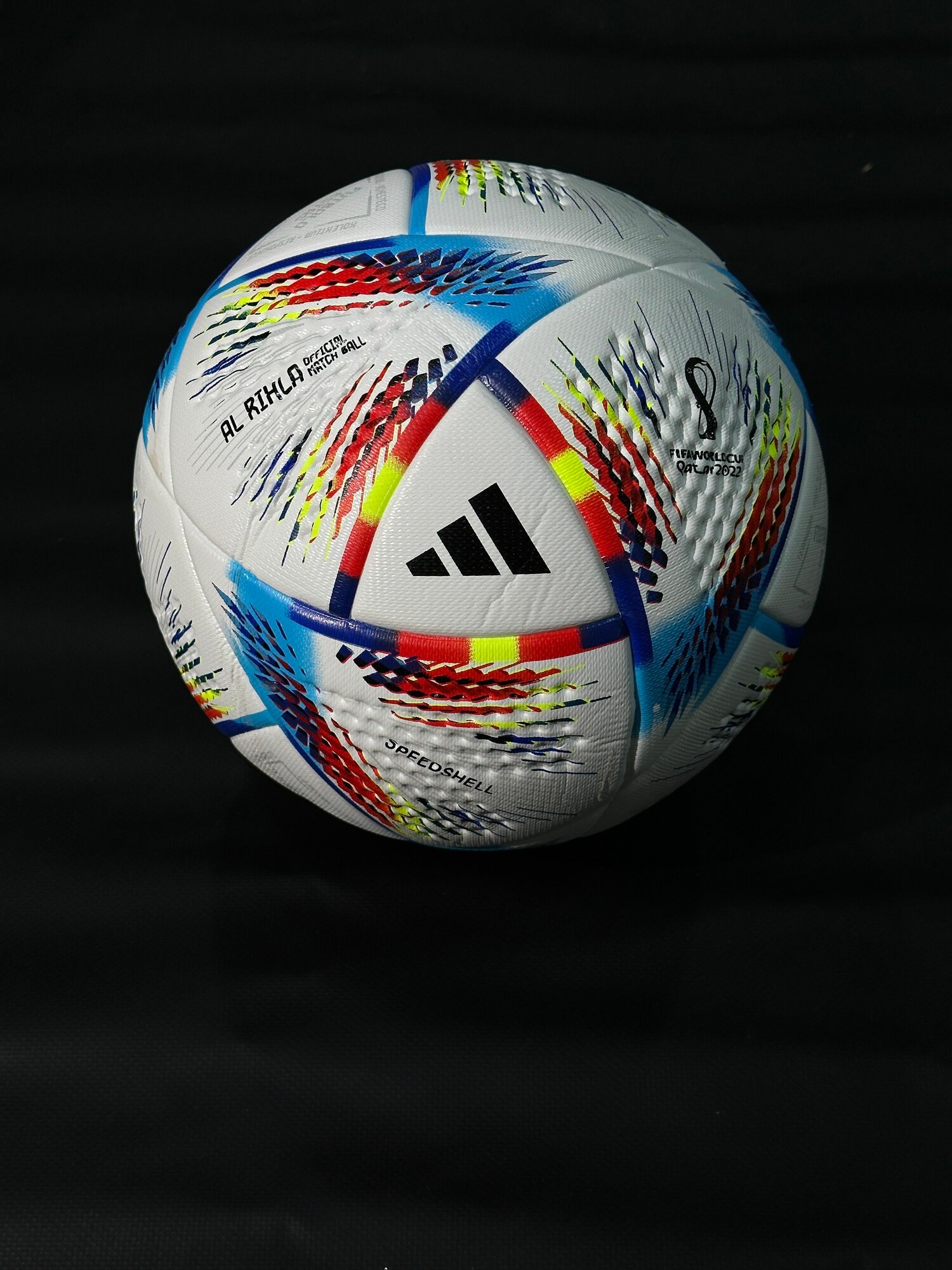 Adidas WC22 Rihla PRO официальныи мяч Чемпионата мира 2022 в Катаре