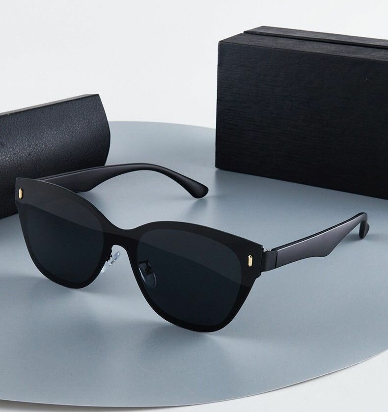 Солнцезащитные очки Polaroid