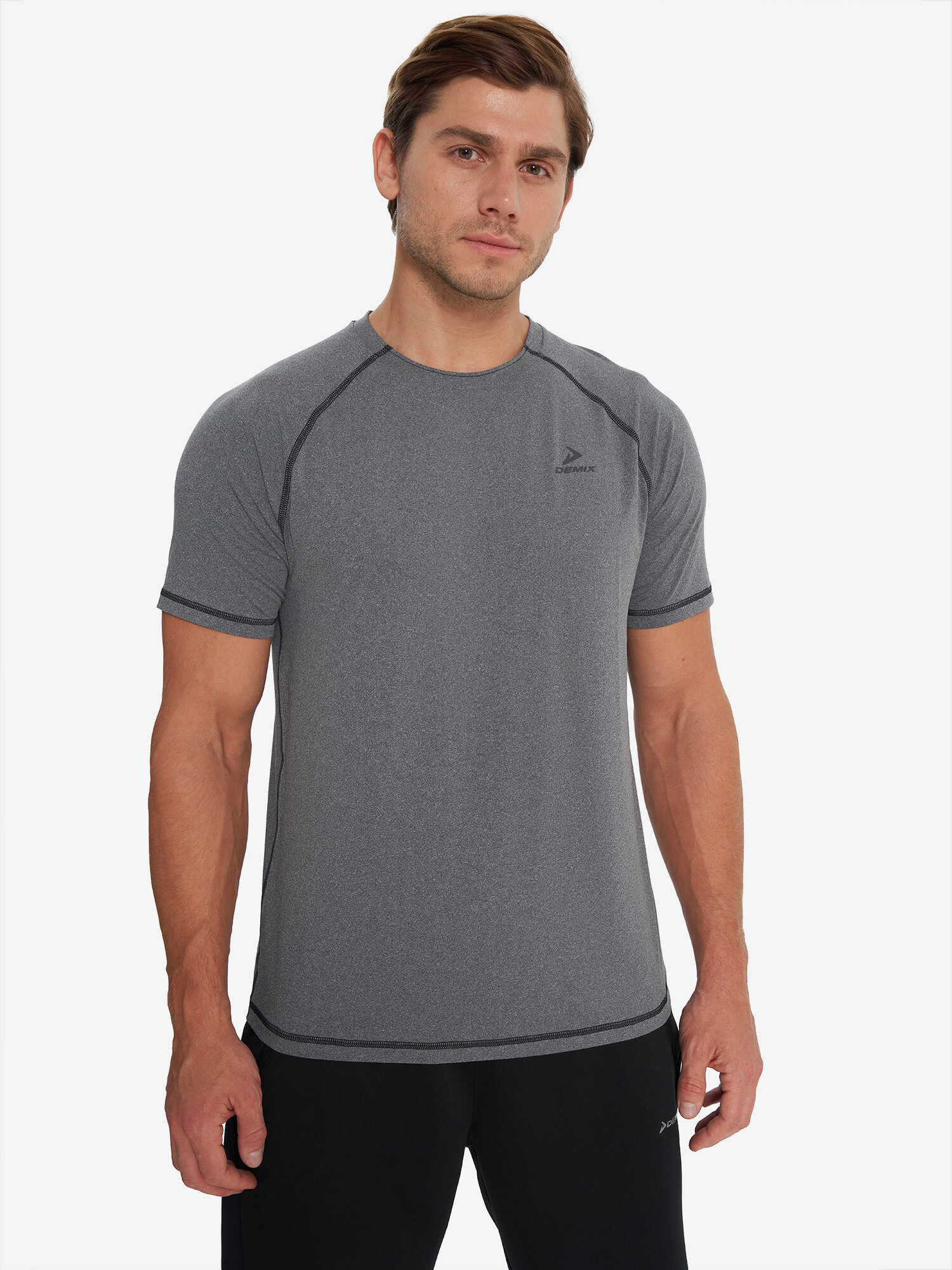 Футболка спортивная Demix, размер 50, черный — фото 1