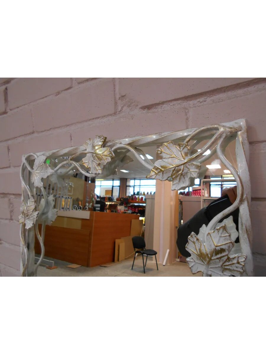 Кованое обрамление для зеркала, Студия кованой мебели Нива, цвет белый/античная бронза — фото 1