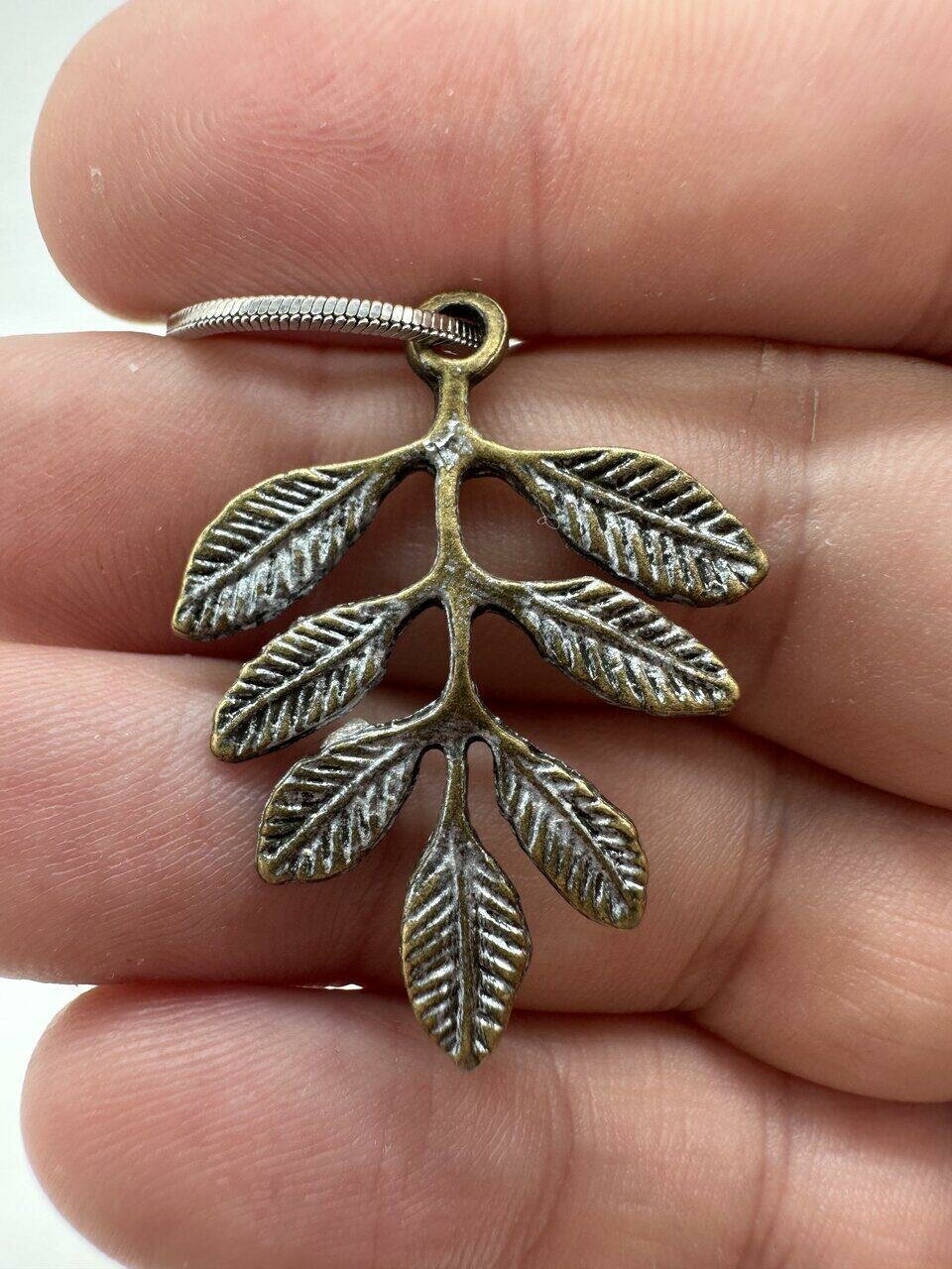 Кулон веточка на цепочке оригинальное исполнение винтаж