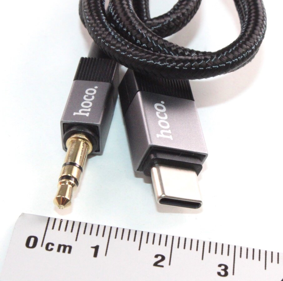 Шнур Type-C (M) - Джек 3,5 мм (M) 1,0 м HOCO UPA32B