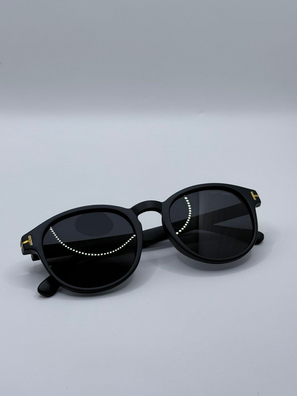 Солнцезащитные очки Tom Ford, черный/черный — фото 1