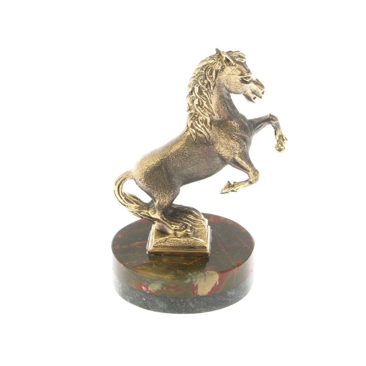 Статуэтка "Конь на дыбах" на подставке из яшмы 4,5х4,5х7,5 см 130246
