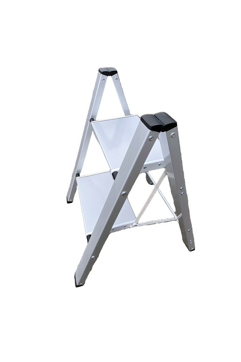 Стремянка Алюминиевая Milano 2 Широкие Ступени Серебристая Рабочая Высота: 2.43 М, Нагрузка 150 Кг.