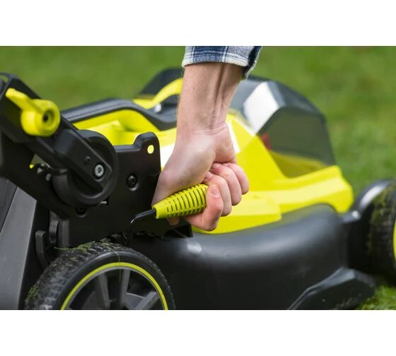 Изображение Бесщеточная газонокосилка Ryobi ONE+ 18В RY18LMX40B-240 5133005481