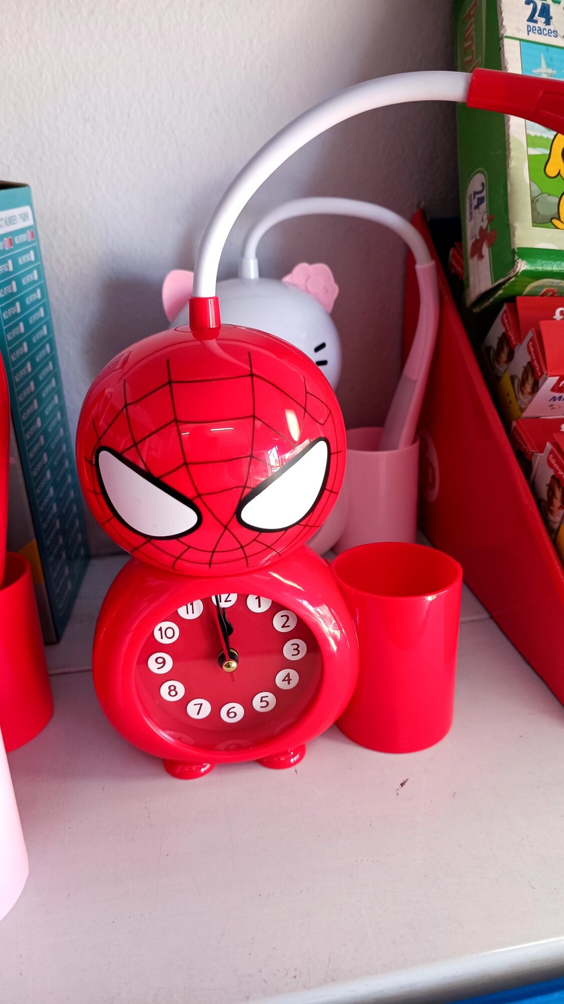 Часы "Человек-Паук", кварцевые, с лампой-ночником, будильник, арабские цифры — фото 1