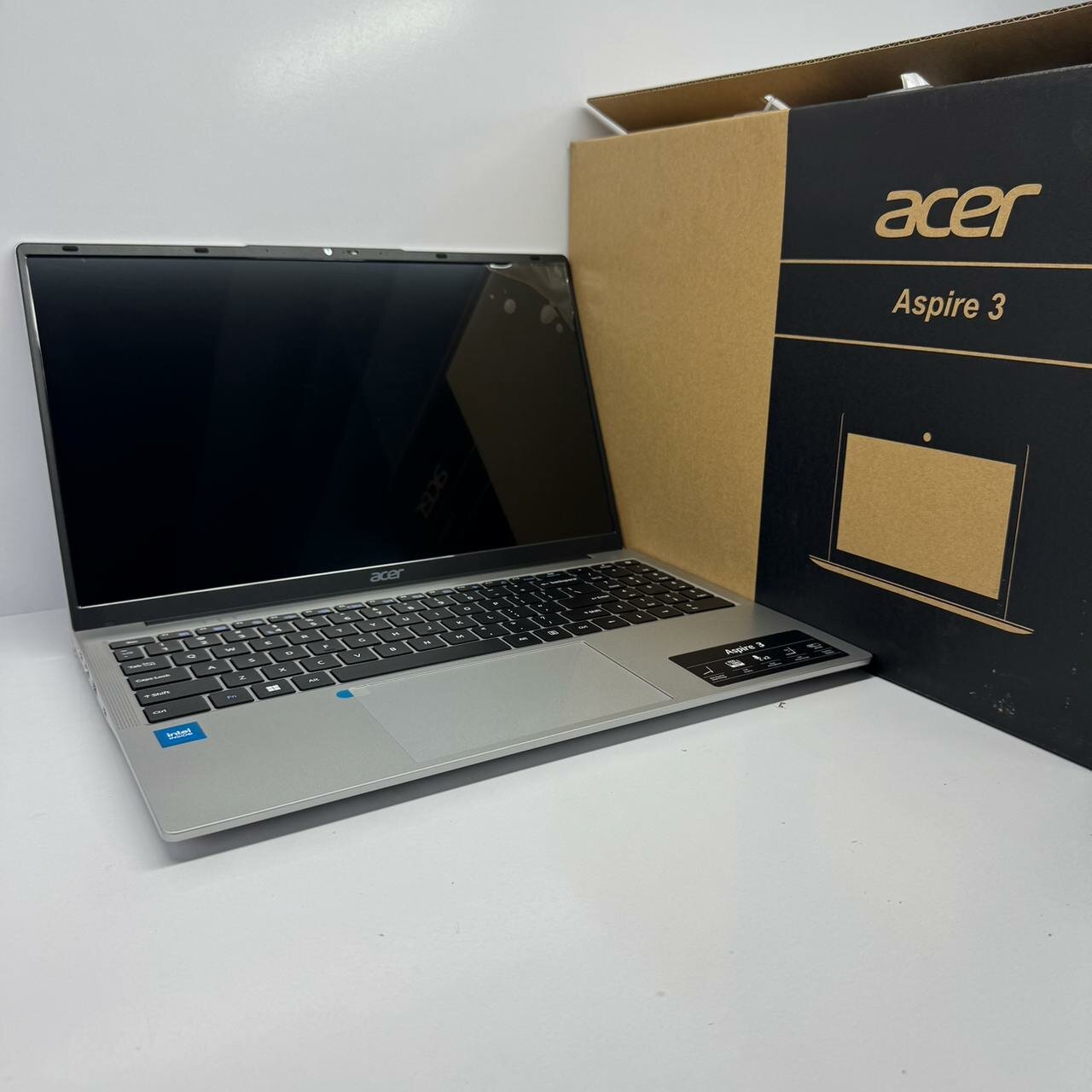Ноутбук Acer Aspire 3 Intel Celeron N4500, экран 15.6", Windows 11