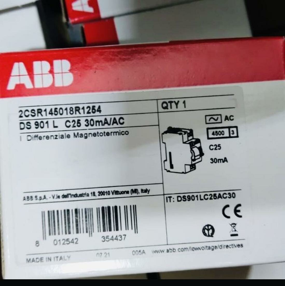 DS901L C25 AC30 дифференциальный автомат 4,5kA ABB 2CSR145018R1264