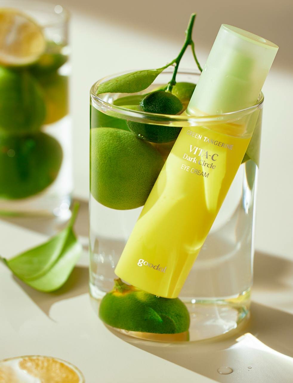 Крем для глаз Goodal GREEN TANGERINE VITA-C DARK CIRCLE EYE CREAM, восстанавливающий, с витамином С, 30 мл