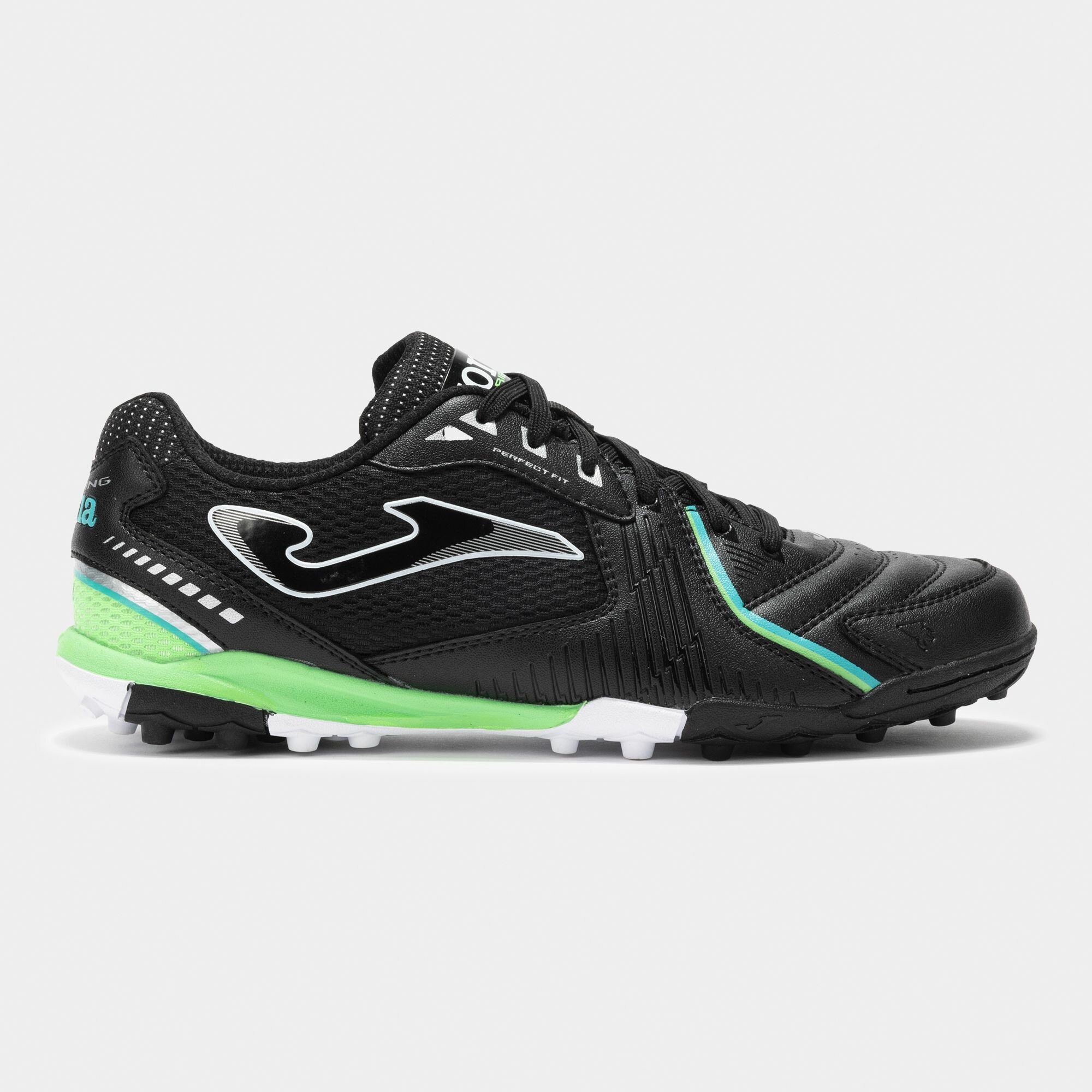 Футзалки JOMA, размер 40 EUR / 25.5 СМ, черный
