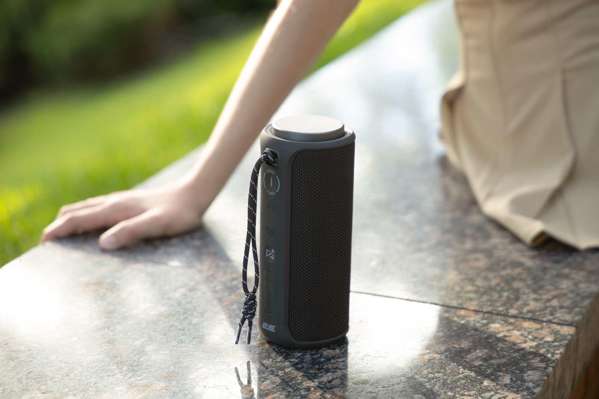 Портативная акустическая система 2E SoundXTube2 TWS с Bluetooth MP3 влагозащищённая Black