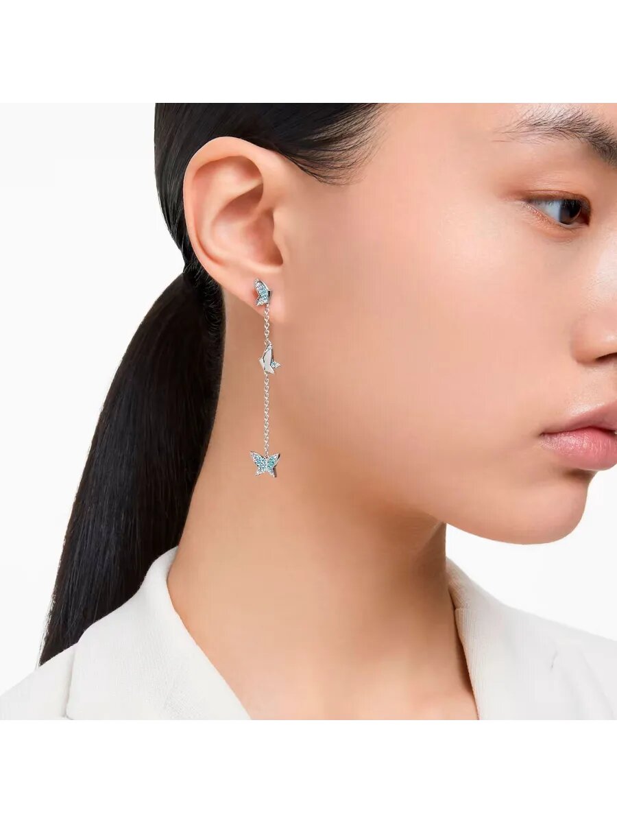 Серьги с подвесками SWAROVSKI, кристаллы Swarovski, размер 66 мм, серебряный, голубой — фото 1