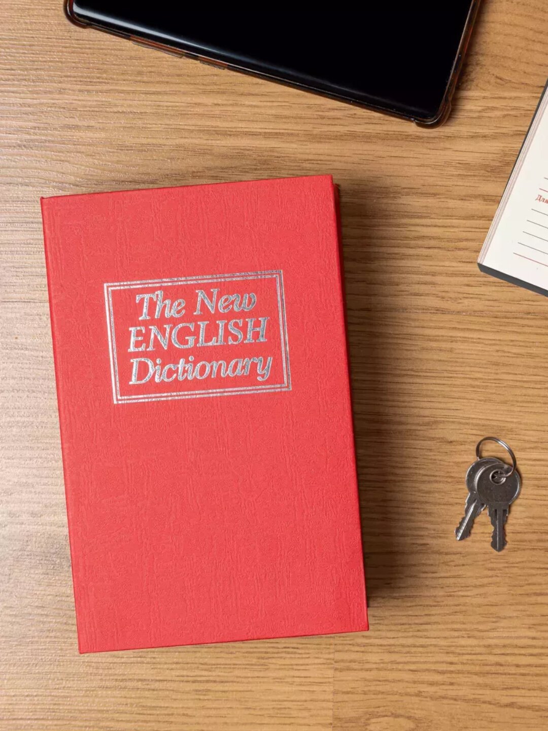 Сейф-книга — надёжная шкатулка для хранения денег, документов и ценных мелочей. Доступна в разных размерах!