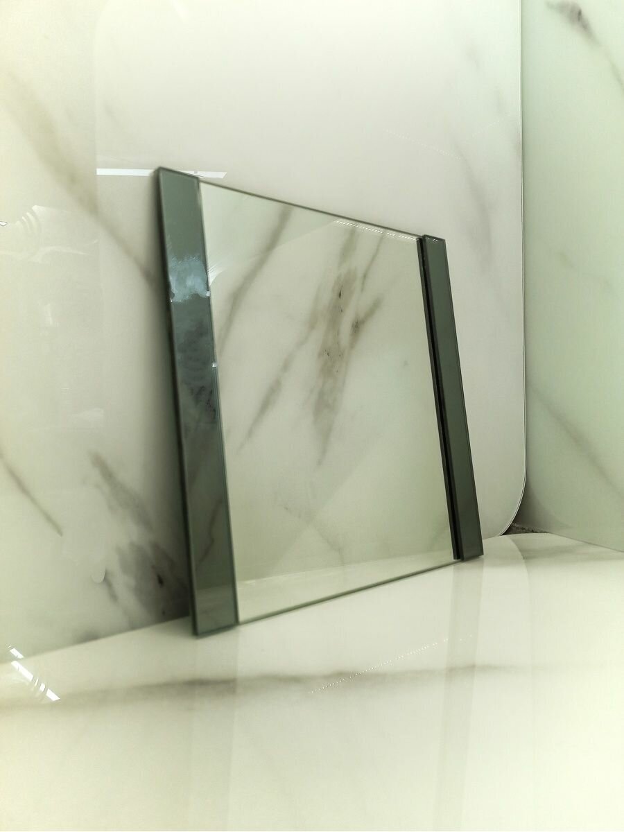Интерьерное квадратное зеркало 300х300 - фотография № 1