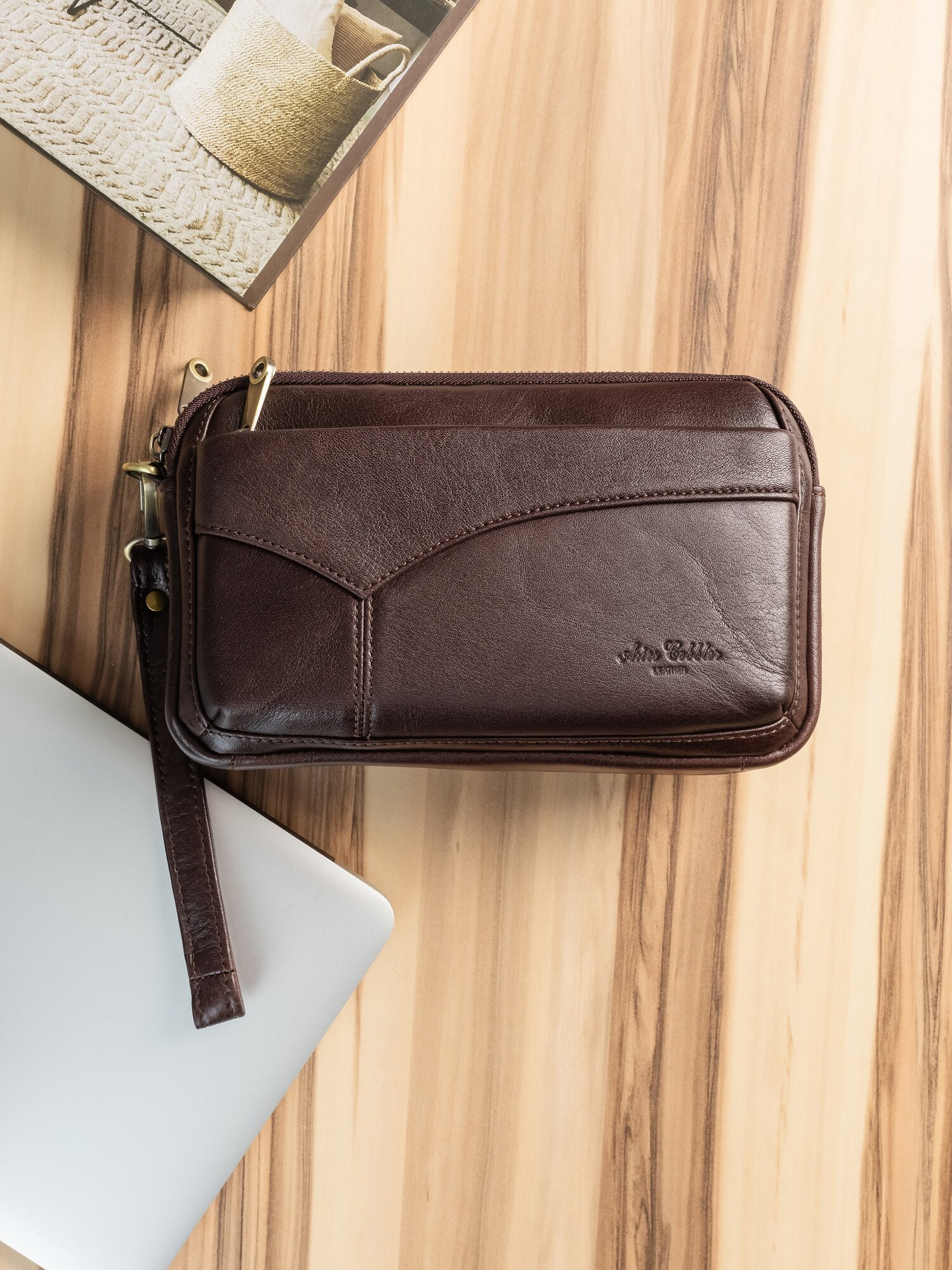 Сумка барсетка , фактура матовая, коричневый