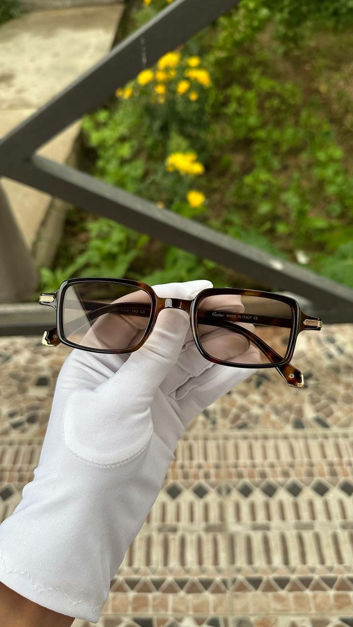 Солнцезащитные очки