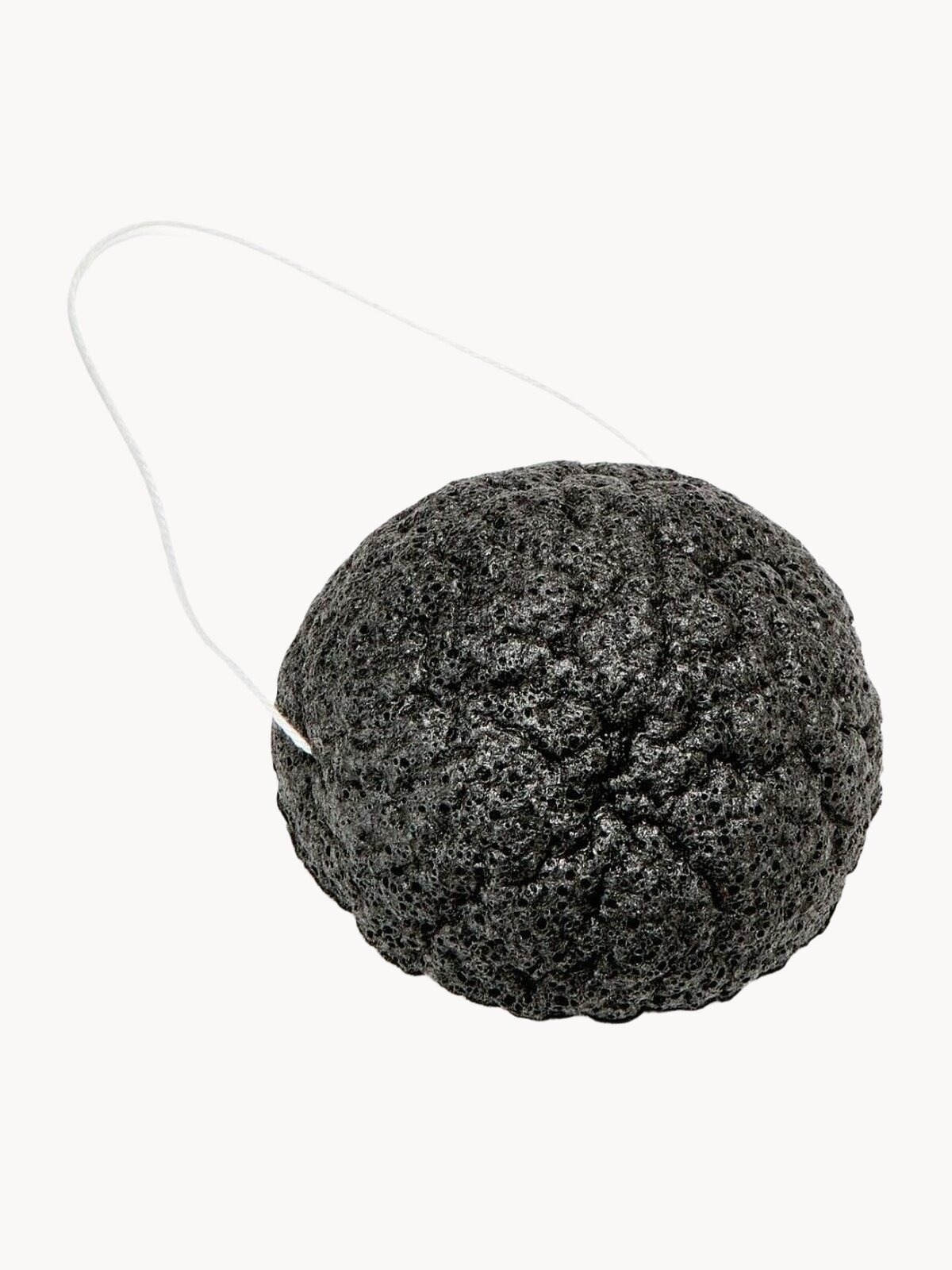 Спонж Erborian Eponge Konjac, косметический, конняку, с бамбуковым углём, чёрный