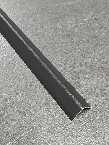 Изображение товара Угол внешний накладной для плитки алюминиевый 10х10мм 2,7м чёрный муар
