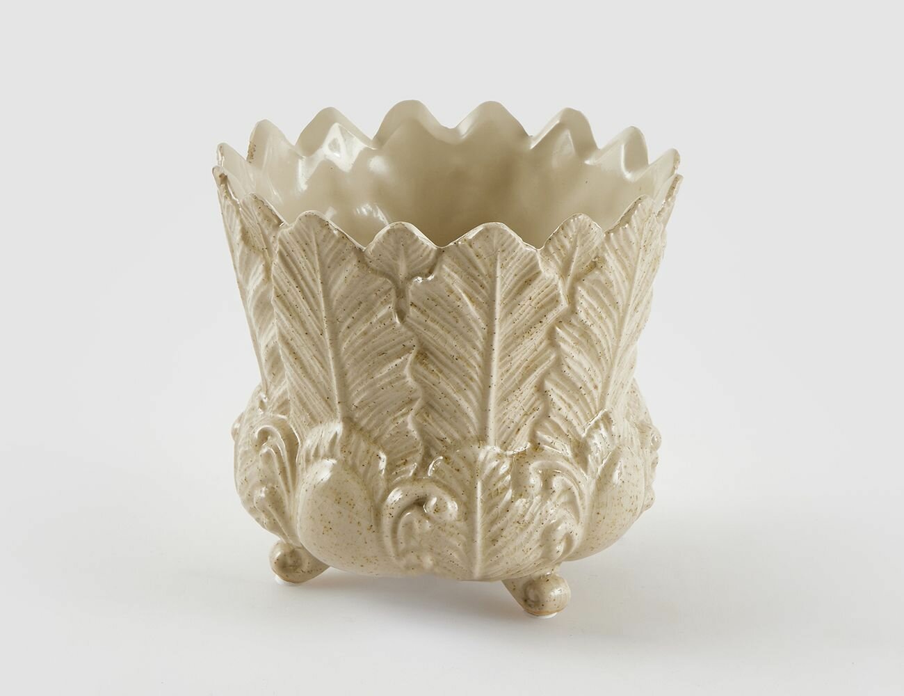 Декоративная ваза-кашпо фольяж керамика сливочная 13 см EDG 1100909A100