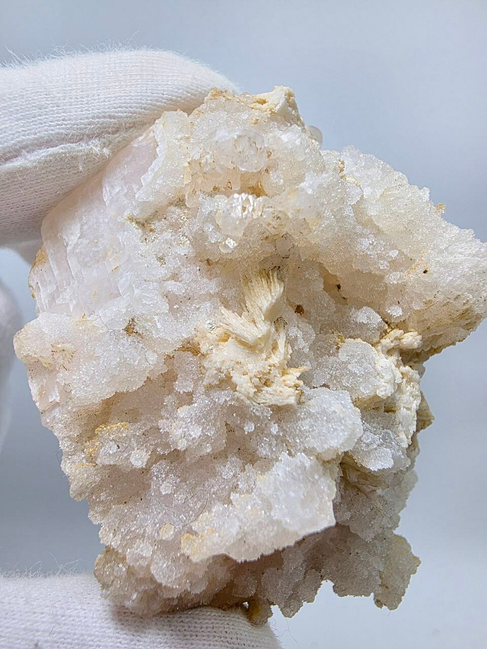 Кальцит в кварце 71 мм, 165 г. — фото 1