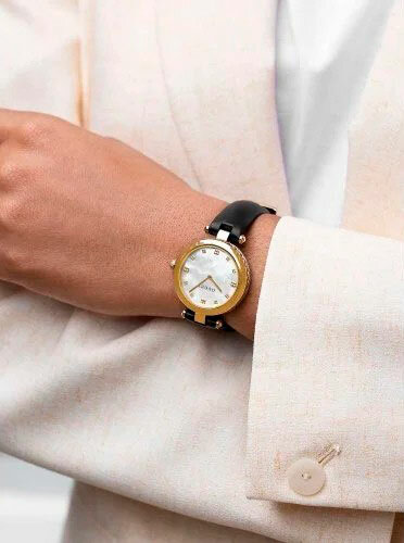 Наручные часы GUCCI, черный, золотой — фото 1