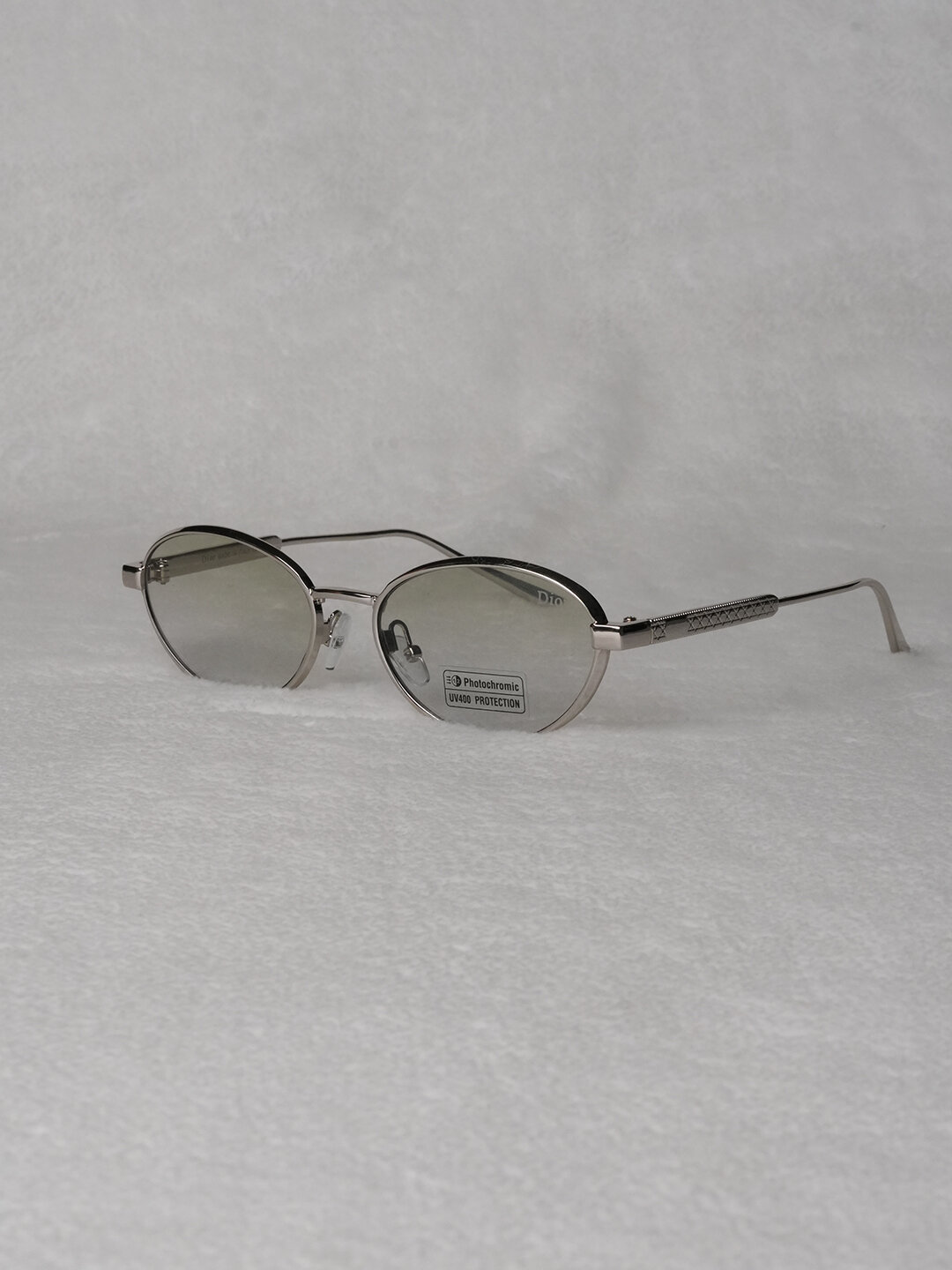 Солнцезащитные очки — фото 1