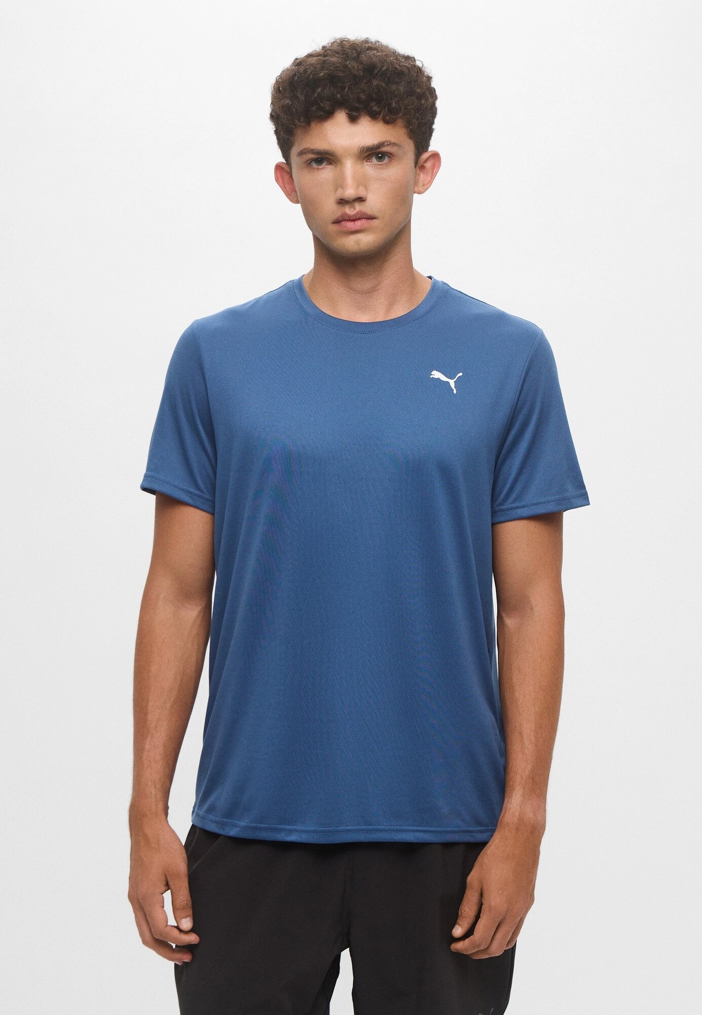 Футболка спортивная PUMA M TAD ESSENTIALS SOLID CAT TEE (LC small cat)