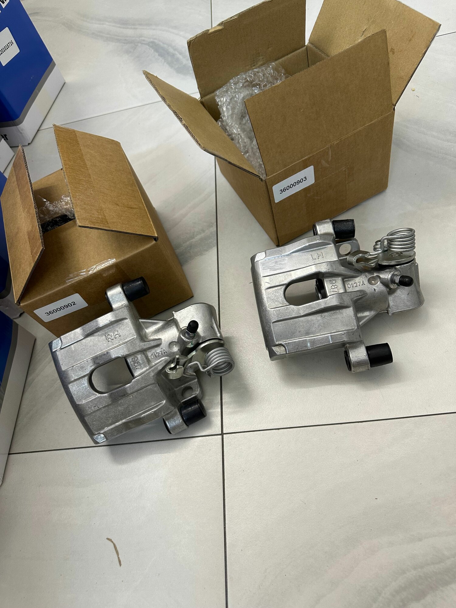 Суппорт 2 шт тормозной задний Ford Focus 2/3