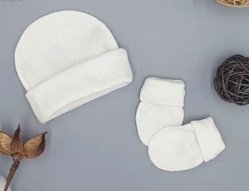 Шапка Little bloom Базовая коллекция для взрослых и детей размер окружность головы 28-30 см молочный