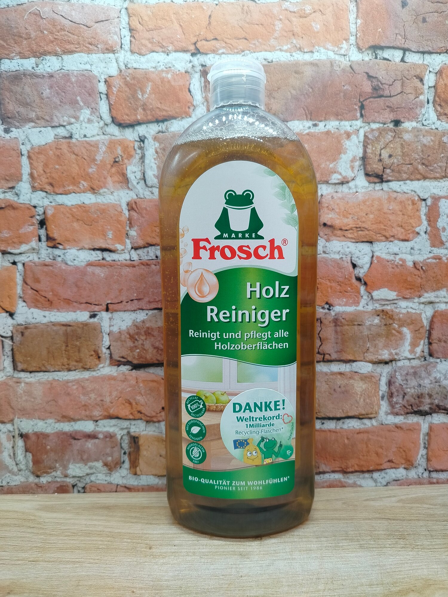 Frosch Holz Reiniger Cредство для чистки и ухода за деревянными поверхностями 750 мл