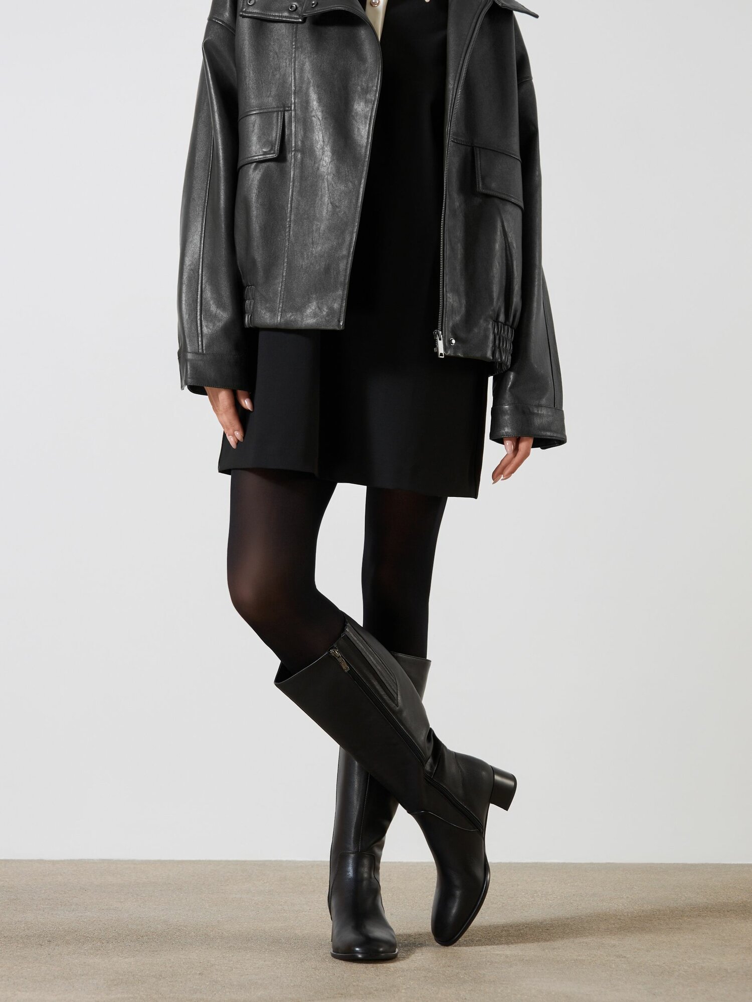 Сапоги Thomas Munz, полнота 4 (RU)/ на узкую и среднюю стопу, размер 37, черный — фото 1