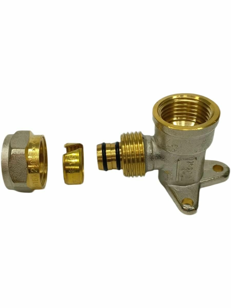 Уголок 1/2"х16 г/ц с креплением — фото 1