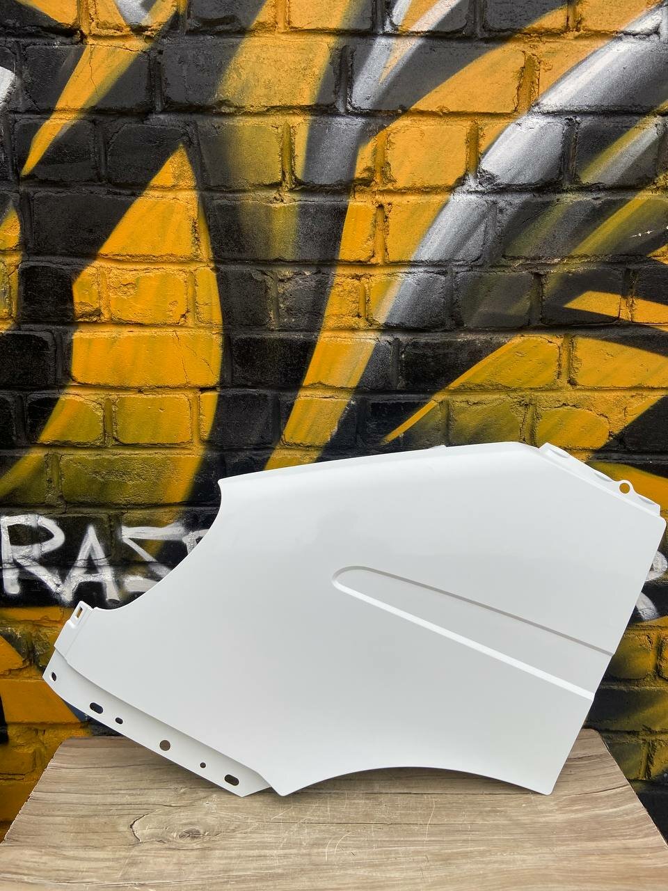 Крыло левое пластиковое белое для автомобилей ГАЗель 1 шт