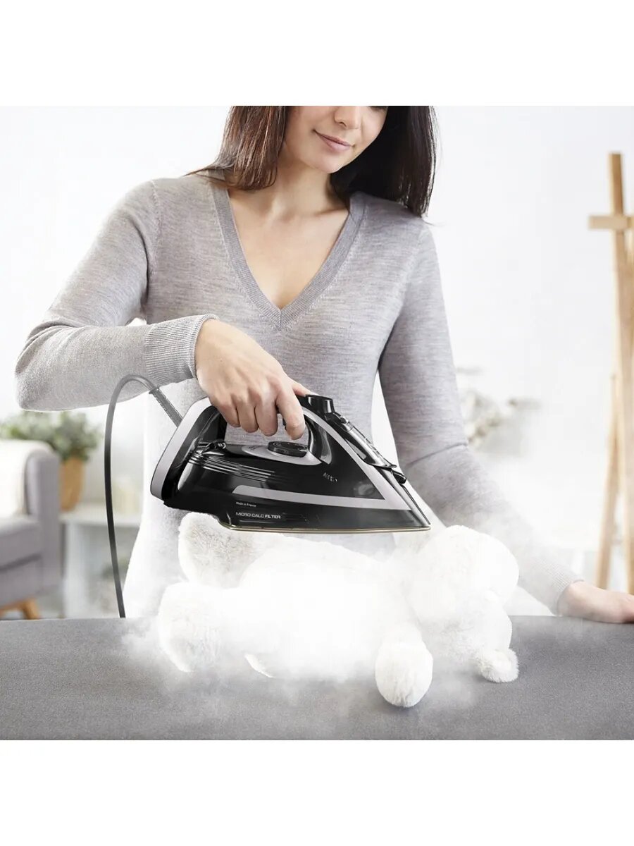 Паровой утюг для одежды Tefal Puregliss FV8062E0 , 3000Вт с вертикальным отпариванием — фото 1