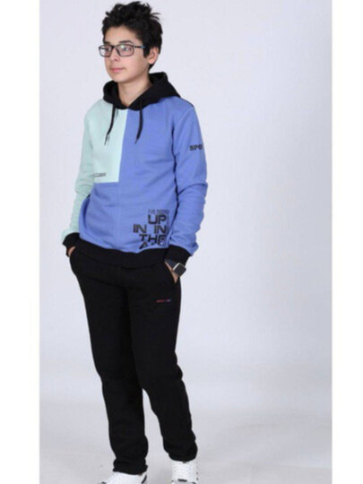 Костюм спортивный 9,15 лет