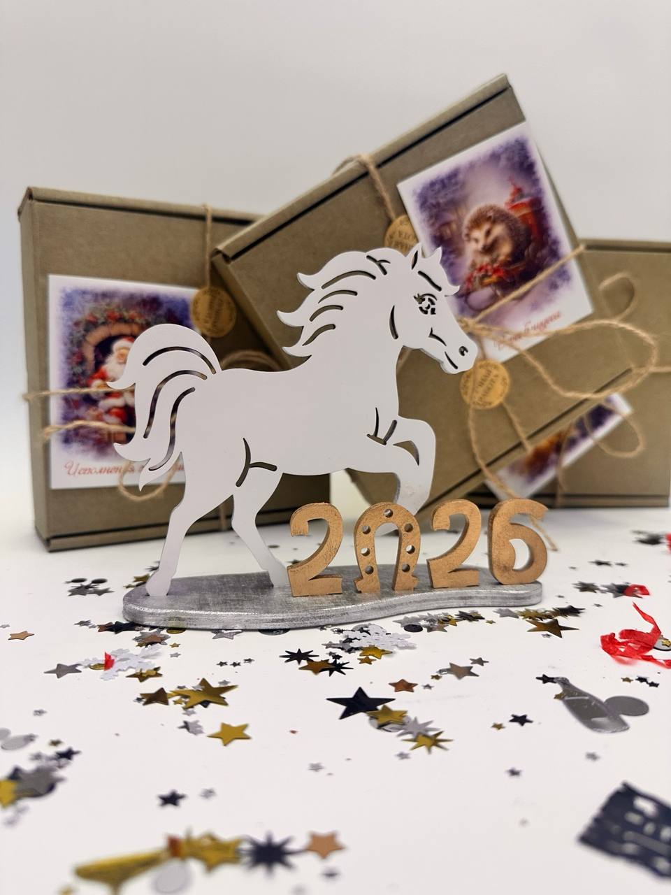 Статуэтка Лошадь Белая Удача 2026 из дерева подарок на Новый год, Рождество
