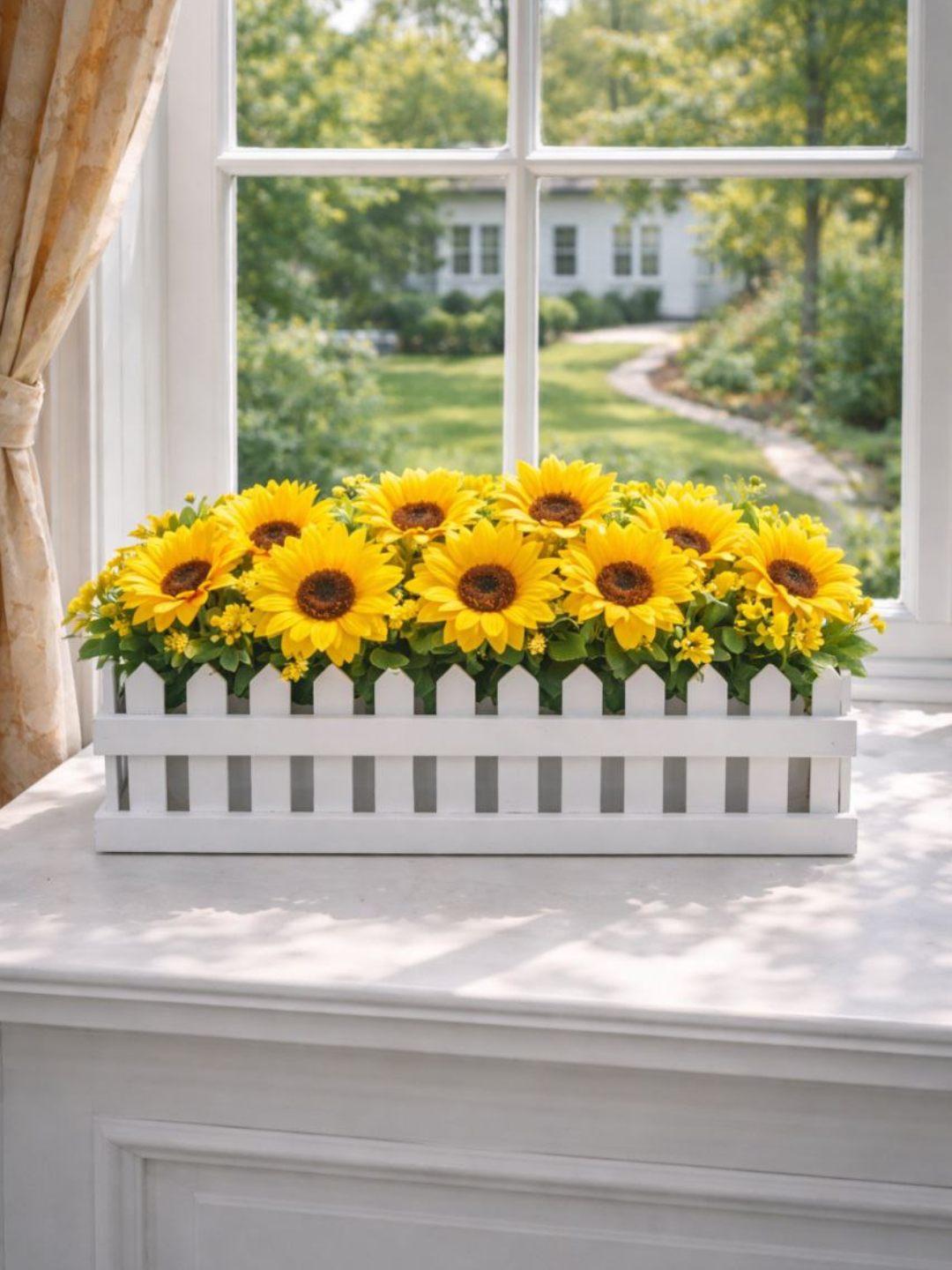 Искусственные цветы , реалистичные, не требуют ухода, в горшке